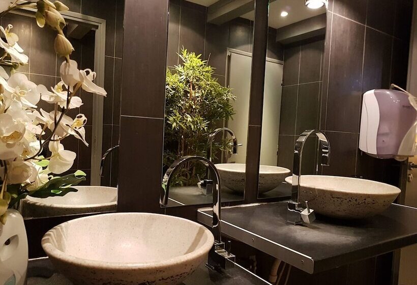 בית מלון כפרי Hôtel Spa Les Alpes