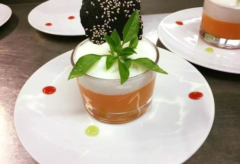 هتل Hôtel Spa Les Alpes