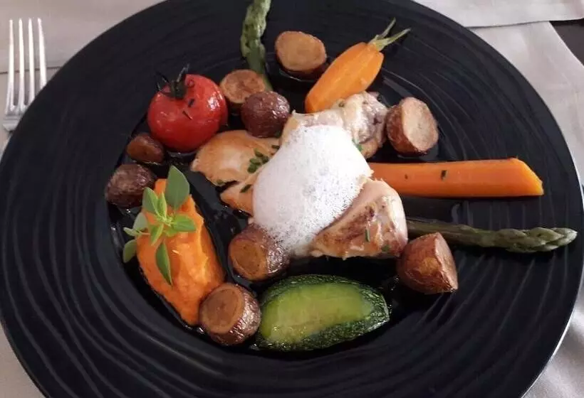 هتل Hôtel Spa Les Alpes