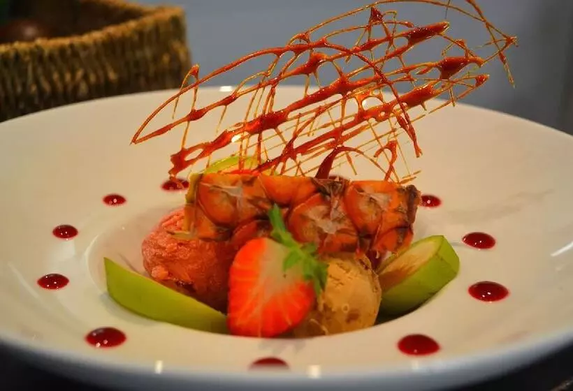 هتل Hôtel Spa Les Alpes