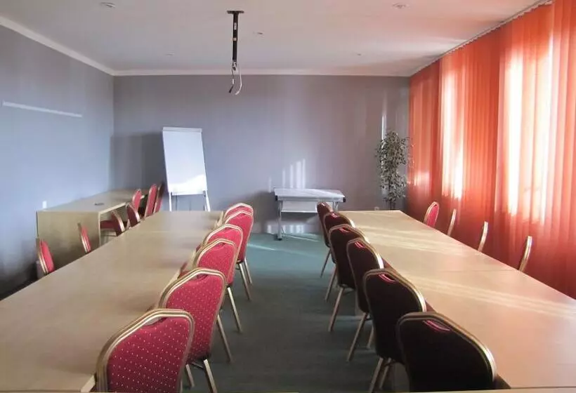 בית מלון כפרי Hubert Nove Zamky