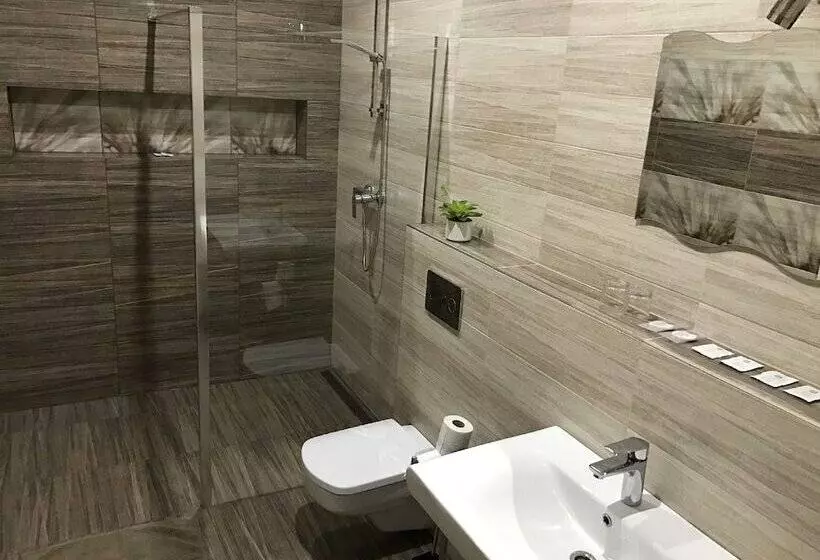 בית מלון כפרי Hubert Nove Zamky