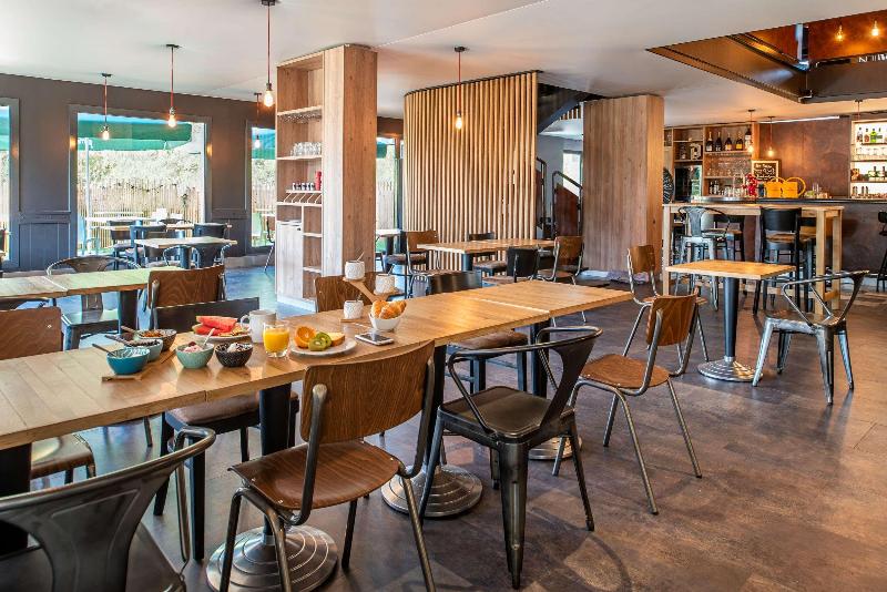 בית מלון כפרי Kyriad Laon