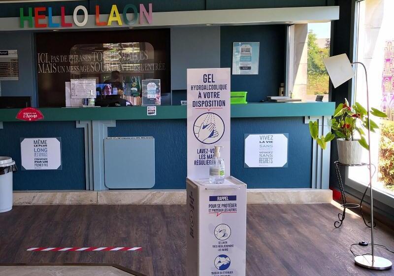 בית מלון כפרי Kyriad Laon