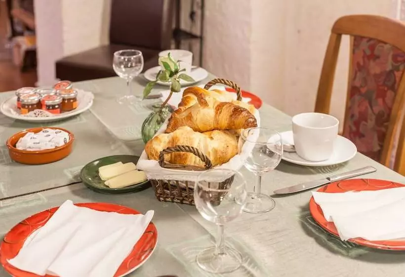 酒店 Logis Auberge La Cremaillere