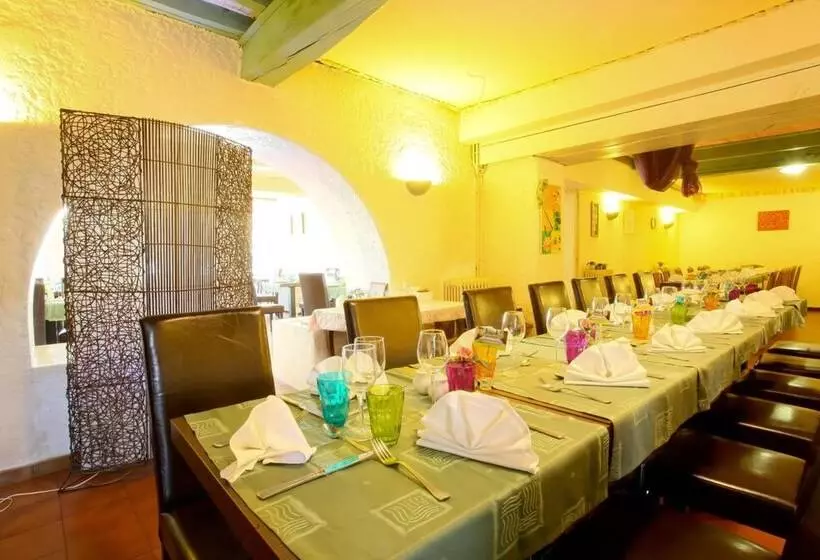 酒店 Logis Auberge La Cremaillere