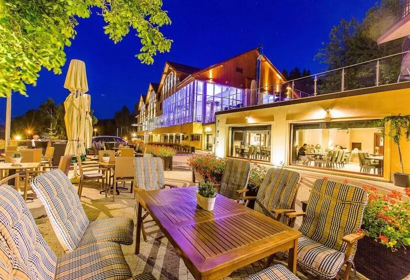 Szálloda & Medi Spa Biały Kamień