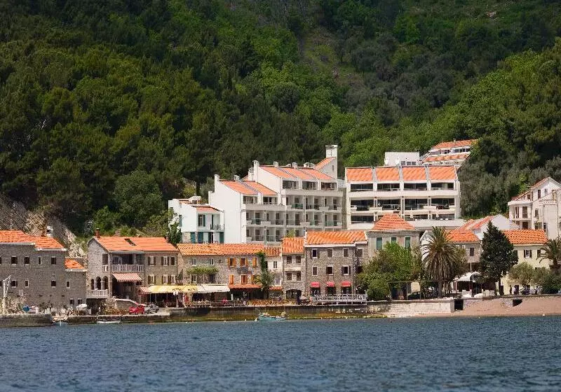 هتل Monte Casa Spa & Wellness