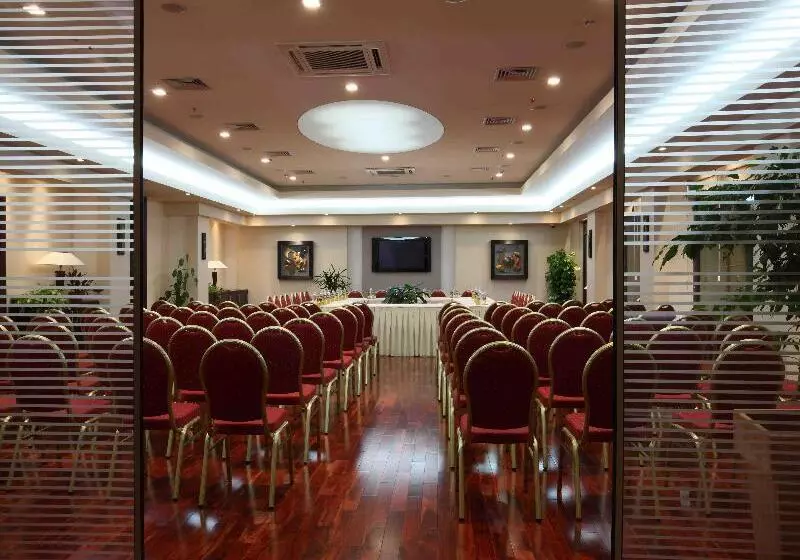 هتل Monte Casa Spa & Wellness