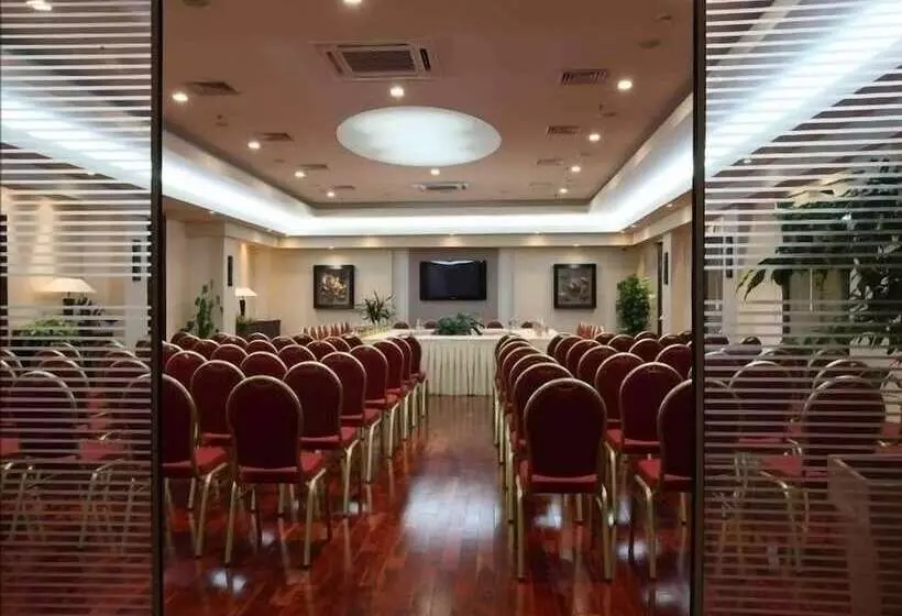 هتل Monte Casa Spa & Wellness