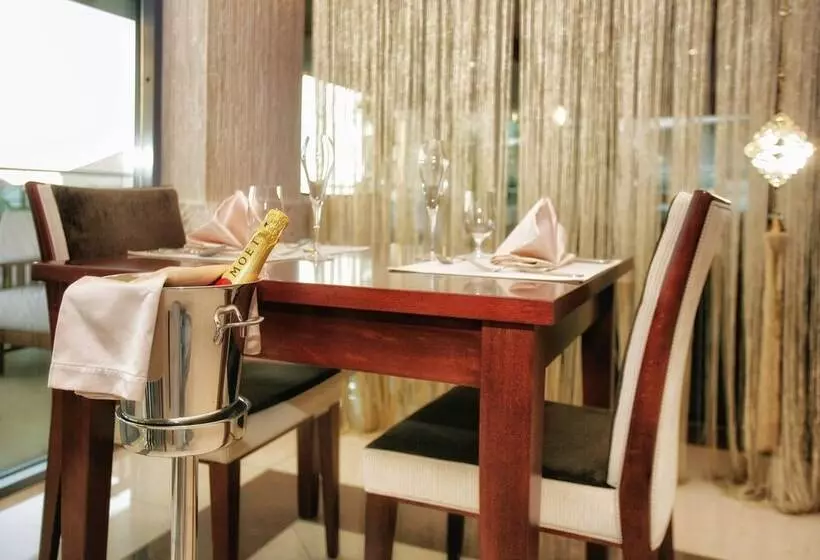 هتل Monte Casa Spa & Wellness