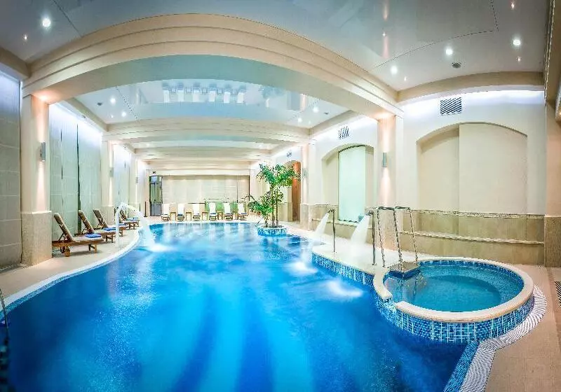 هتل Monte Casa Spa & Wellness