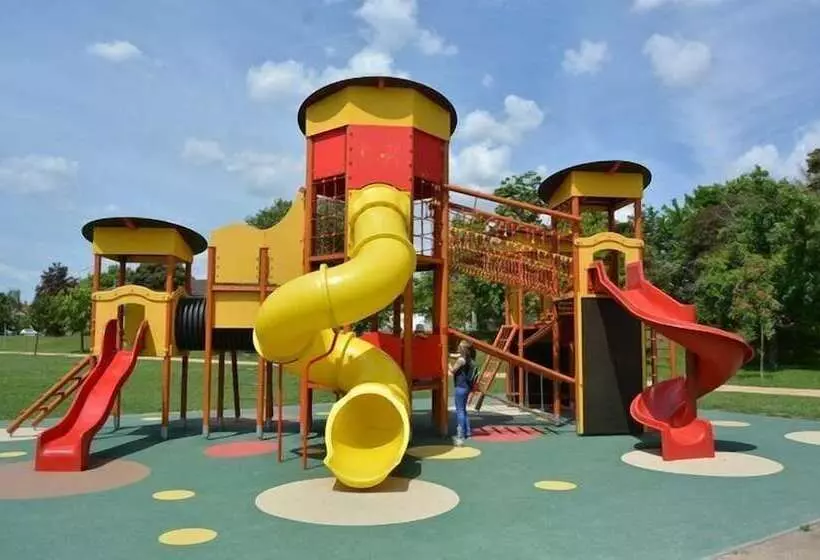 בית מלון כפרי Platan