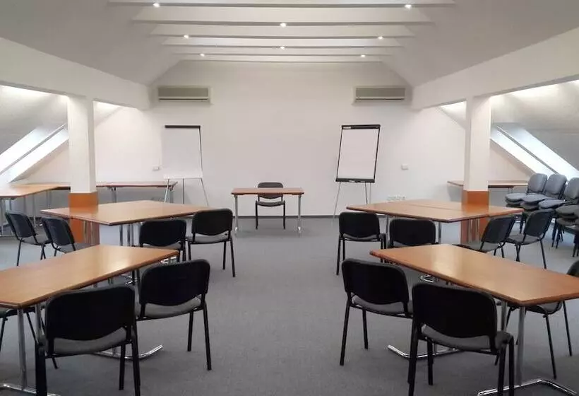 בית מלון כפרי Platan