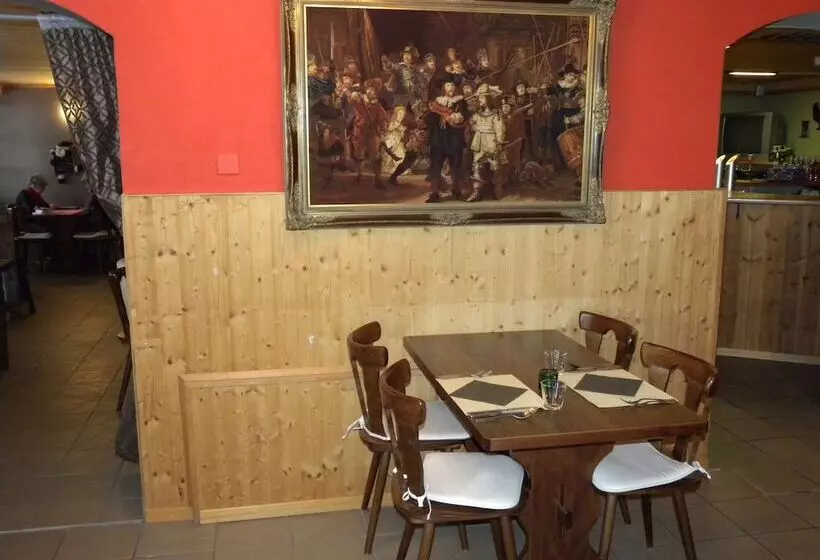 酒店 Restaurant Walliser Sonne