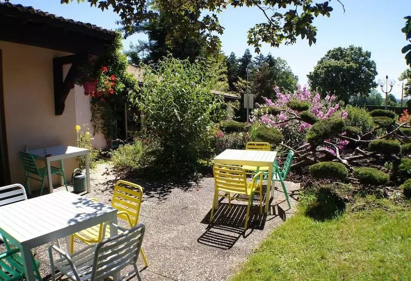 호텔 The Originals City, Hôtel La Siesta, Annonay Est