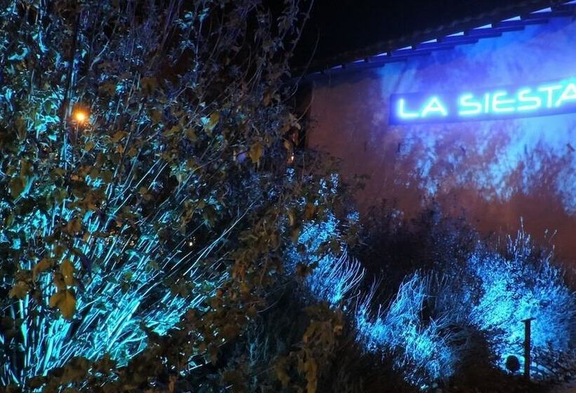 Отель The Originals City, Hôtel La Siesta, Annonay Est