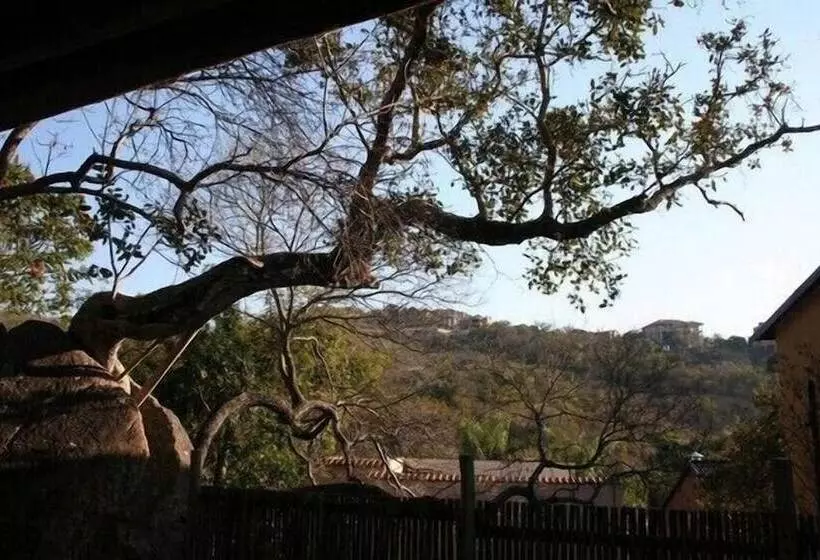 Nomndeni Lodge Zamabhele