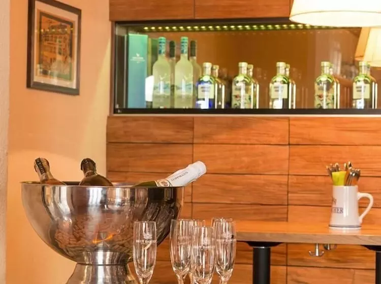 Пансион Gasthof Deutscher Adler Und Hotel Puchtler