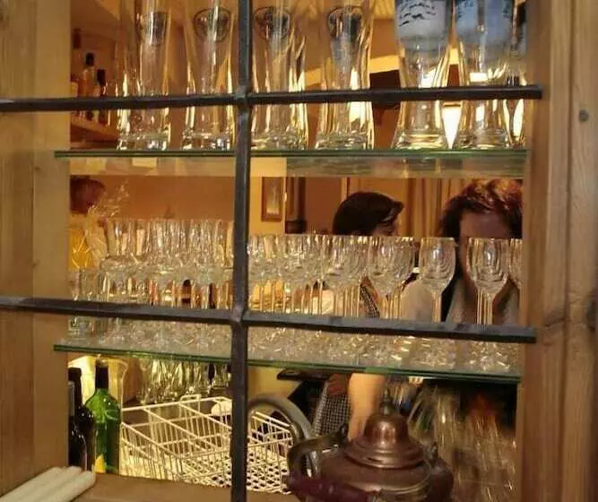 Пансион Gasthof Deutscher Adler Und Hotel Puchtler