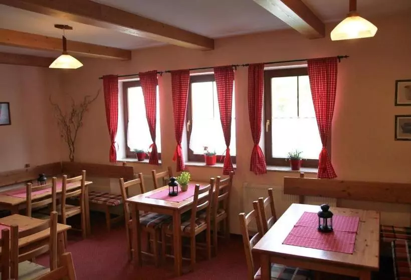 پانسیون Schneeberg Apartmany