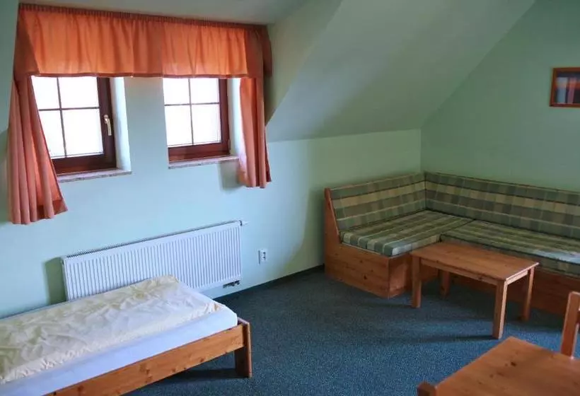 پانسیون Schneeberg Apartmany