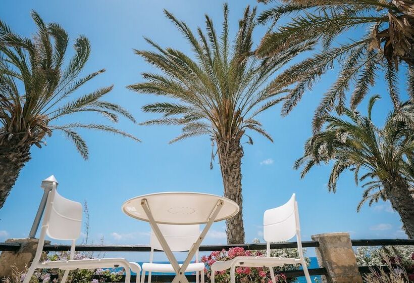 استراحتگاه Vrachia Beach Hotel & Suites   Adults Only