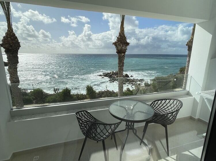 استراحتگاه Vrachia Beach Hotel & Suites   Adults Only