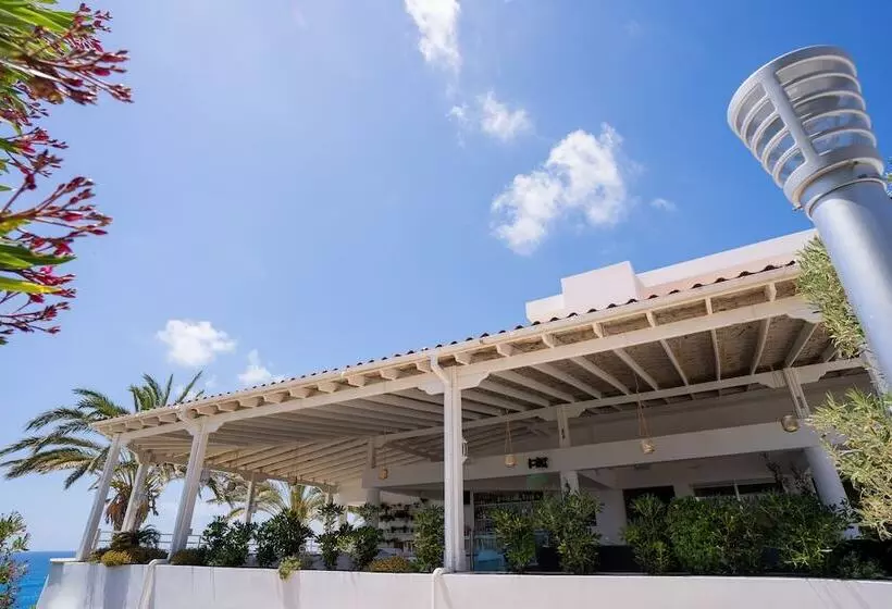 استراحتگاه Vrachia Beach Hotel & Suites   Adults Only