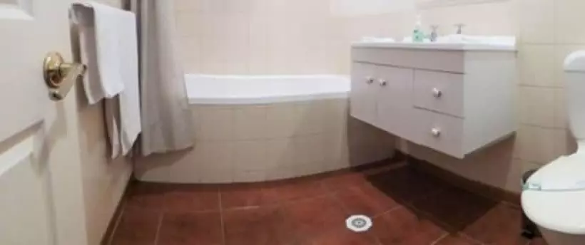 The Esplanade Motel & Conference Centre