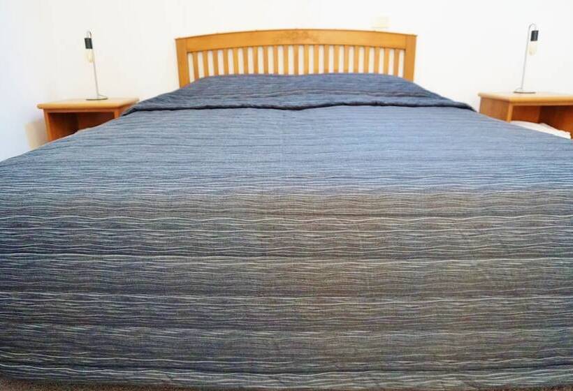 The Esplanade Motel & Conference Centre