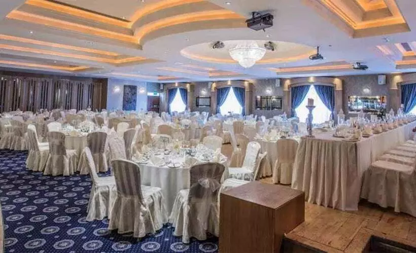 The Villa Rose Hotel & V Spa