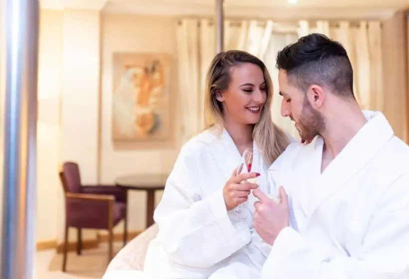 The Villa Rose Hotel & V Spa