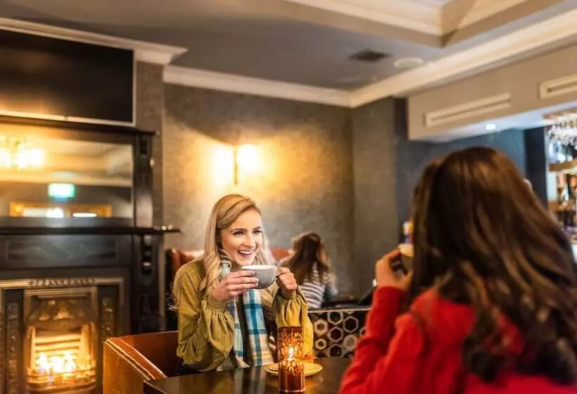 The Villa Rose Hotel & V Spa