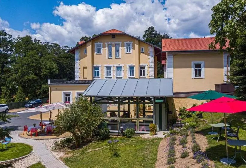 Boutique Hotel Swisshouse