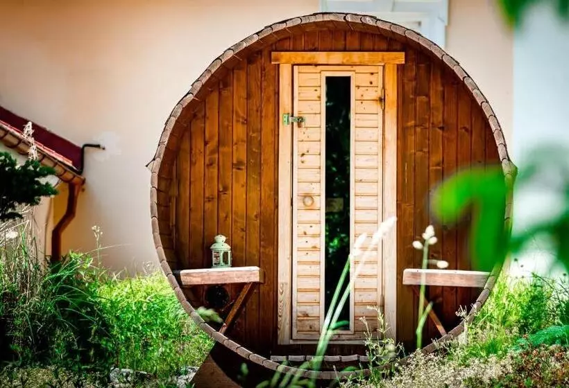 Boutique Hotel Swisshouse