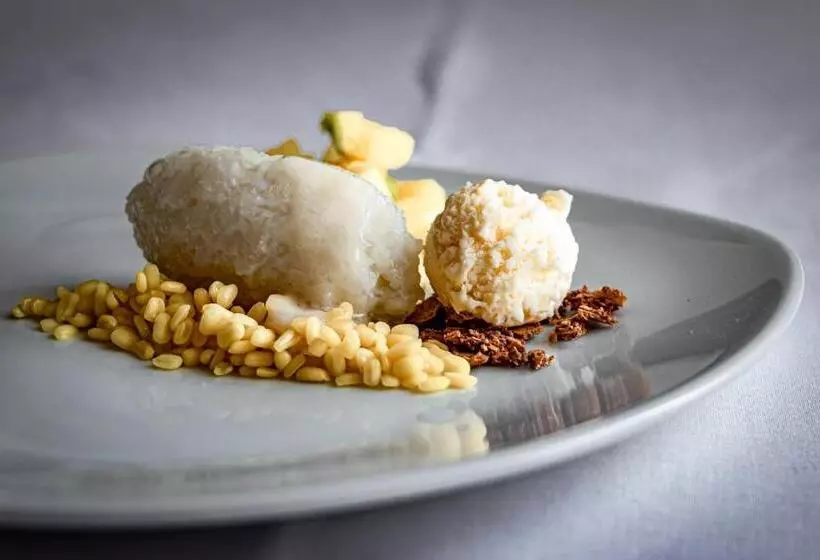 Boutique Hotel Swisshouse