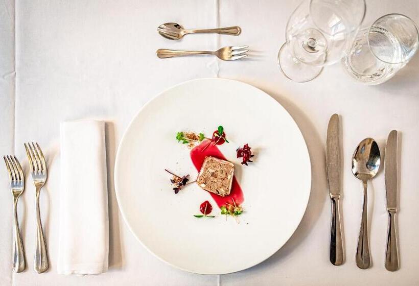 Boutique Hotel Swisshouse