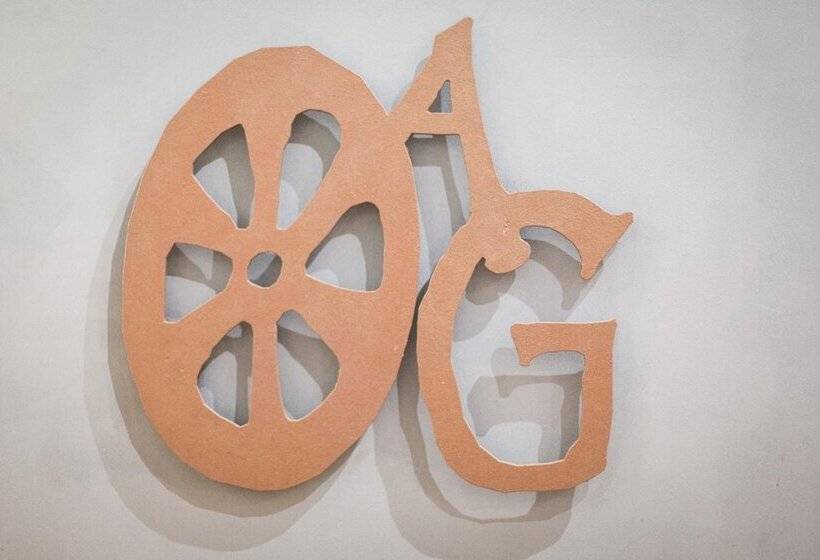 Отель Ad Gallias