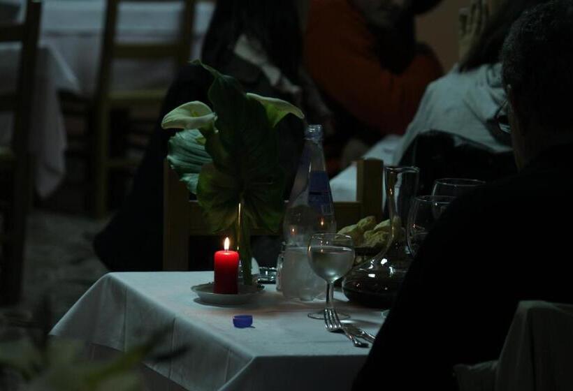 فندق Albergo Di Murlo