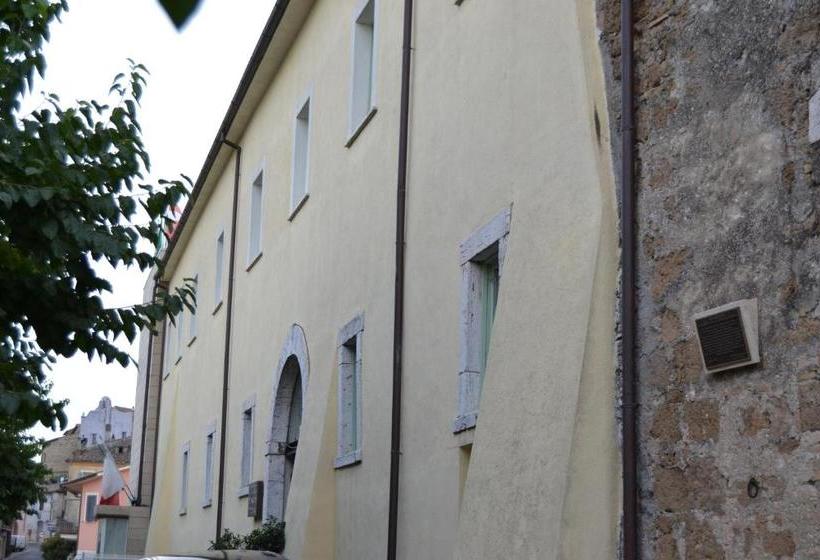 ホテル Albergo Umbria