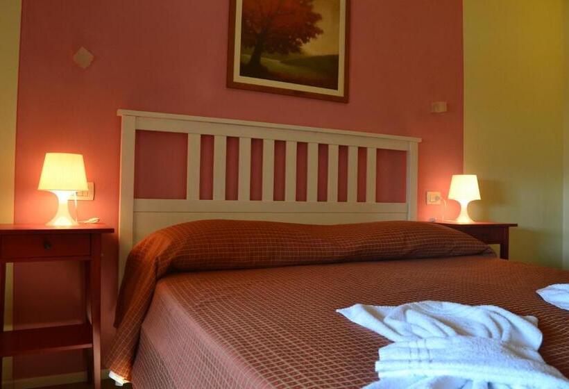 ホテル Albergo Umbria