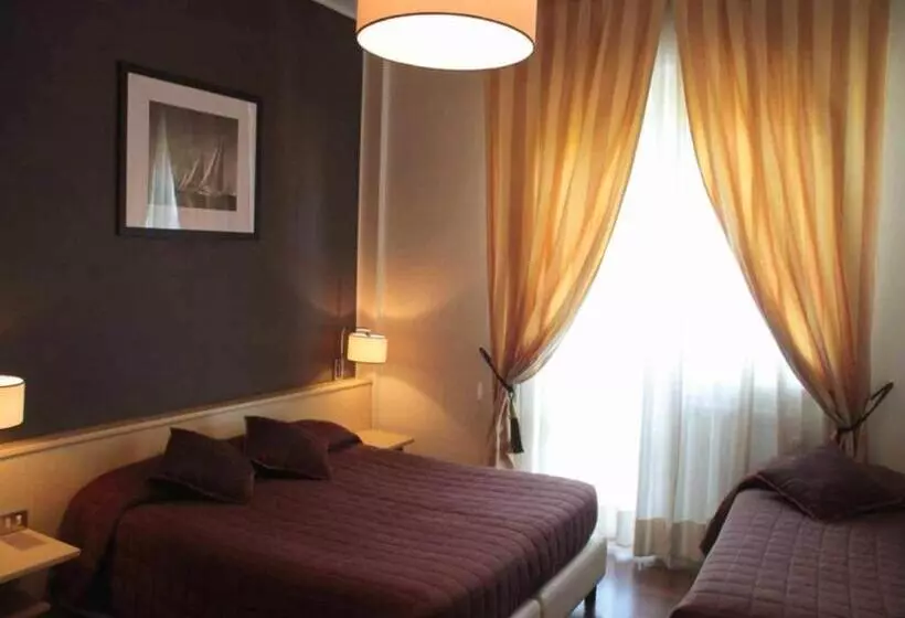 Отель Ancora Riviera