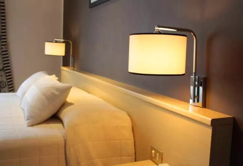 Отель Ancora Riviera