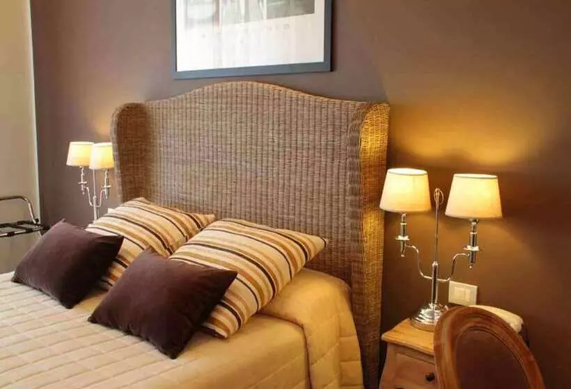 Отель Ancora Riviera