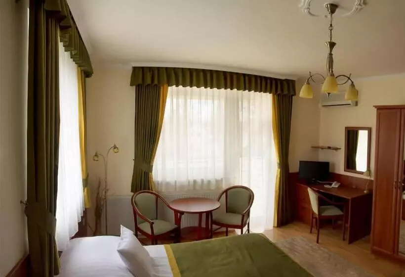 Hotel Apartman Bella