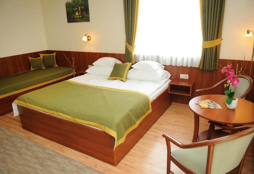 فندق Apartman Bella