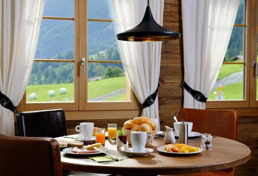 هتل Aspen Alpine Lifestyle