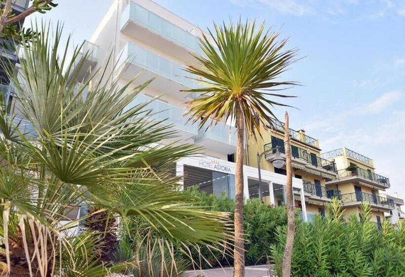 בית מלון כפרי Astoria