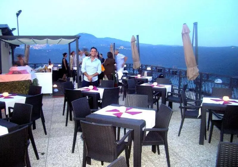 酒店 Castel Gandolfo